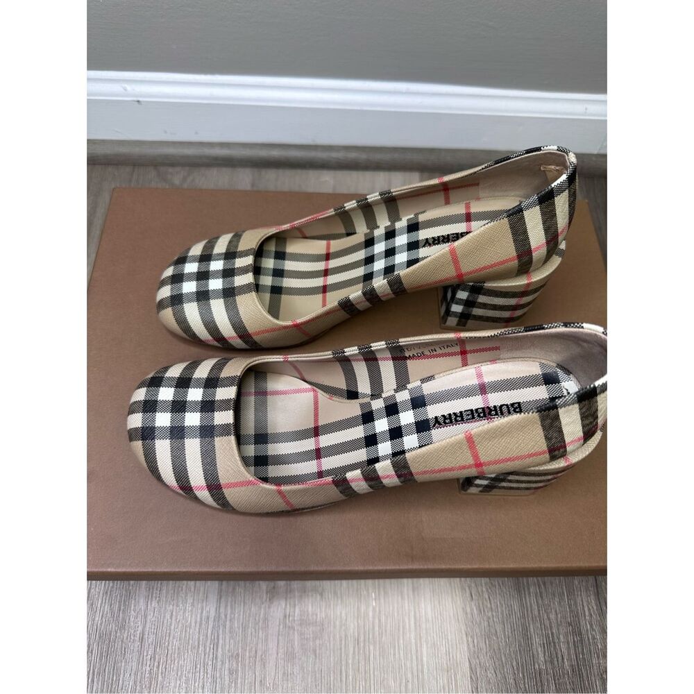 Burberry Joy Vintage Check Block Heel Round Toe Pumps Beige Size 38 $750 - Picture 13 of 16